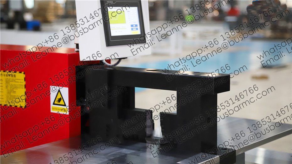 Hydrauliczna giętarka do szyn