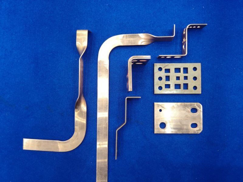 Próbki gięcia i wykrawania szyn miedzianych